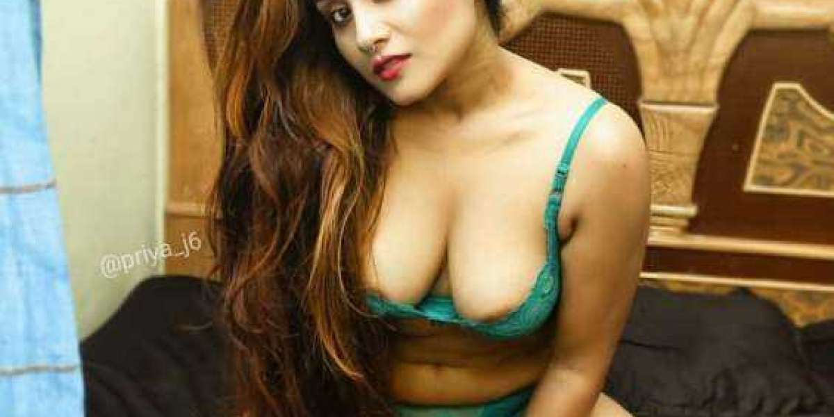 Enjoy The Sexy Party With The Best Escorts Service In Zirakpur