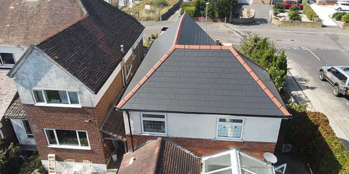 Ringwood's Trusted Flat Roofing Experts: Elevate Your Property