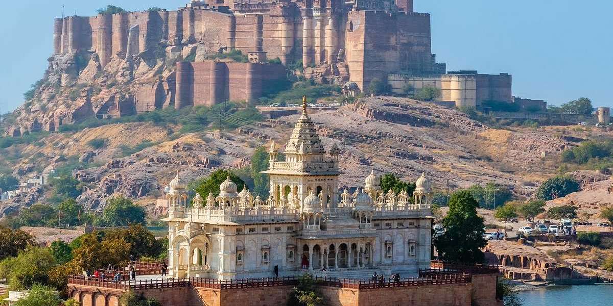 Presenting the Top Jaipur Tour Packages with My Holiday Happiness