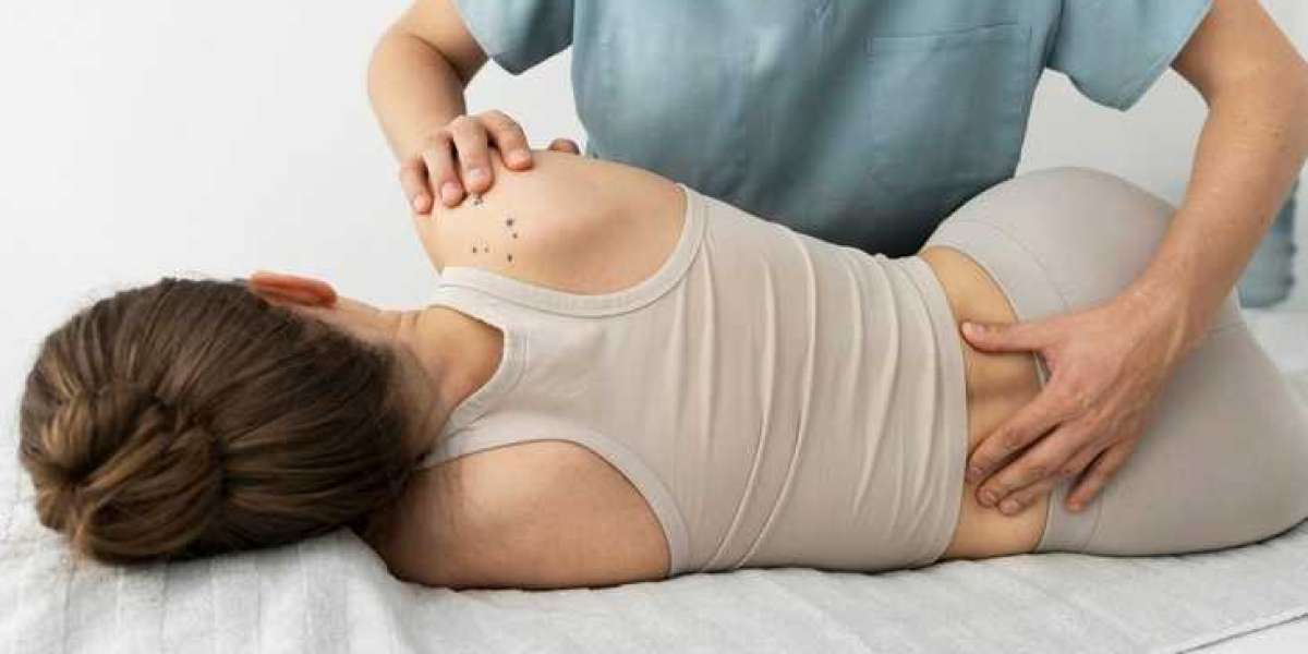 Who Can Benefit from Chiropractic Treatment in Gurgaon?