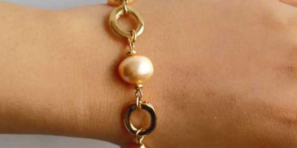 Gold Trendy Bracelets For Ladies