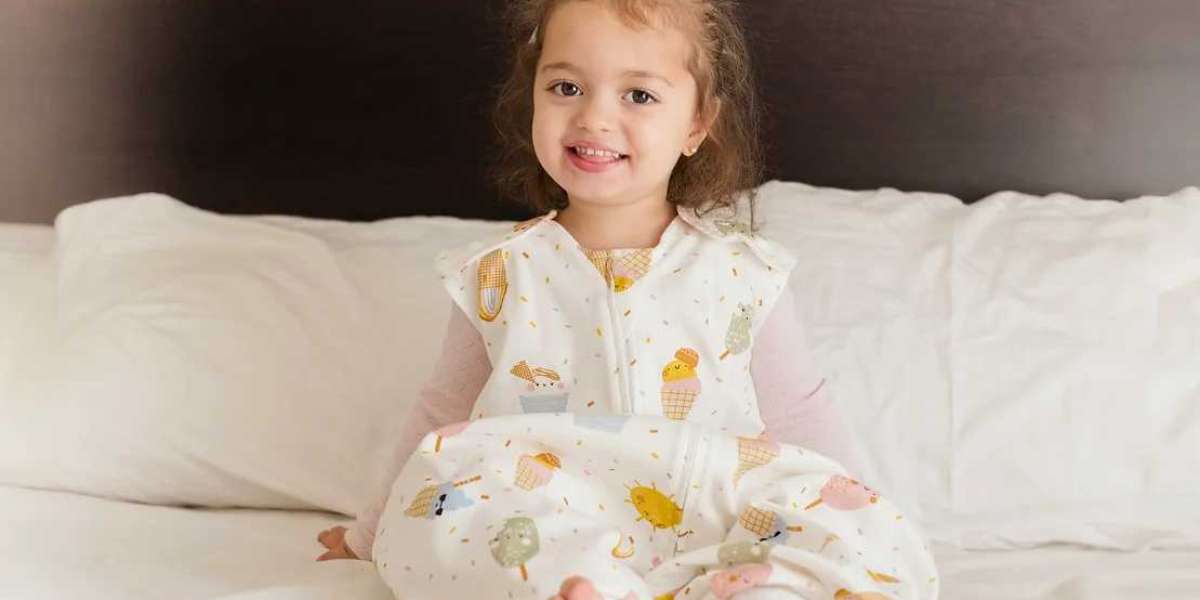 Natural Fabrics for Babies: Cotton or Organic Cotton?