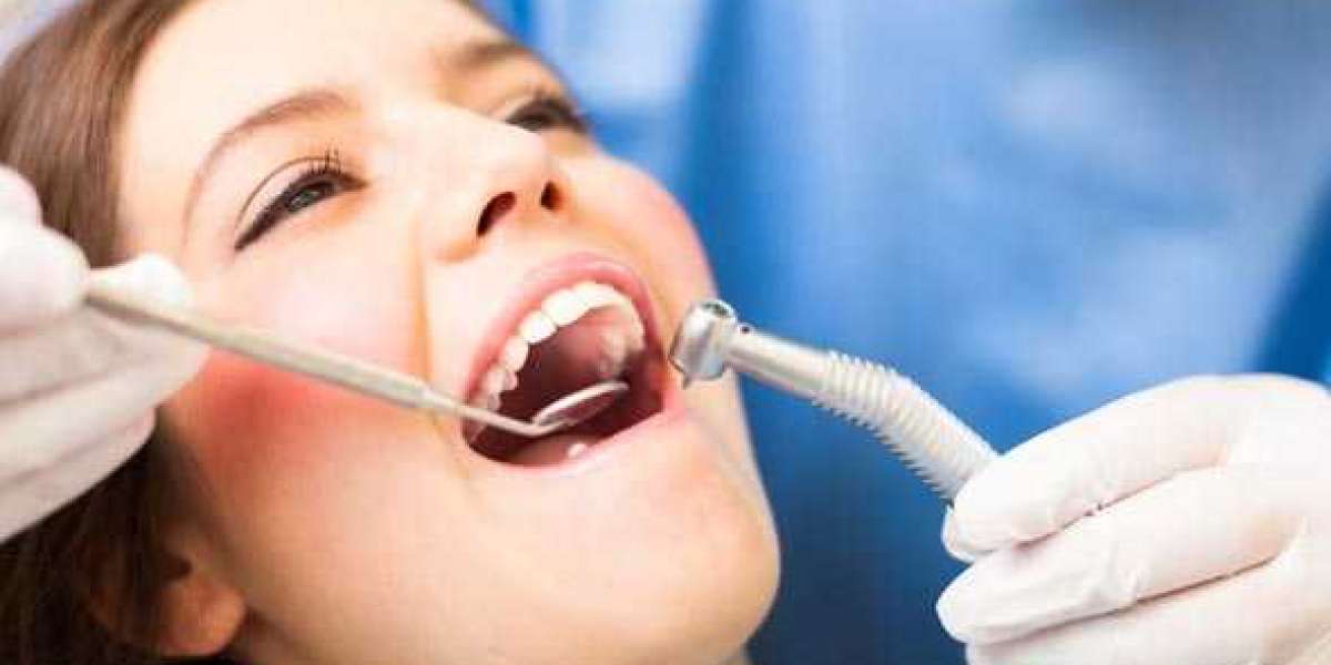 5 Signs You Need an Emergency Dentist in Etobicoke