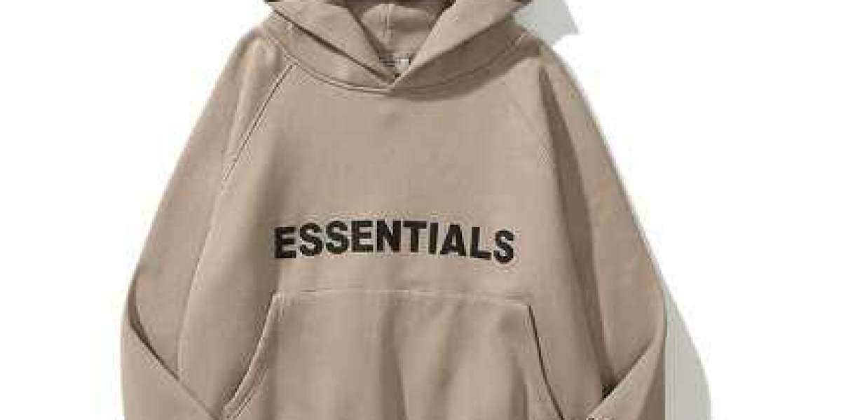 Essentials Hoodie: The Perfect Blend of Style and Comfort